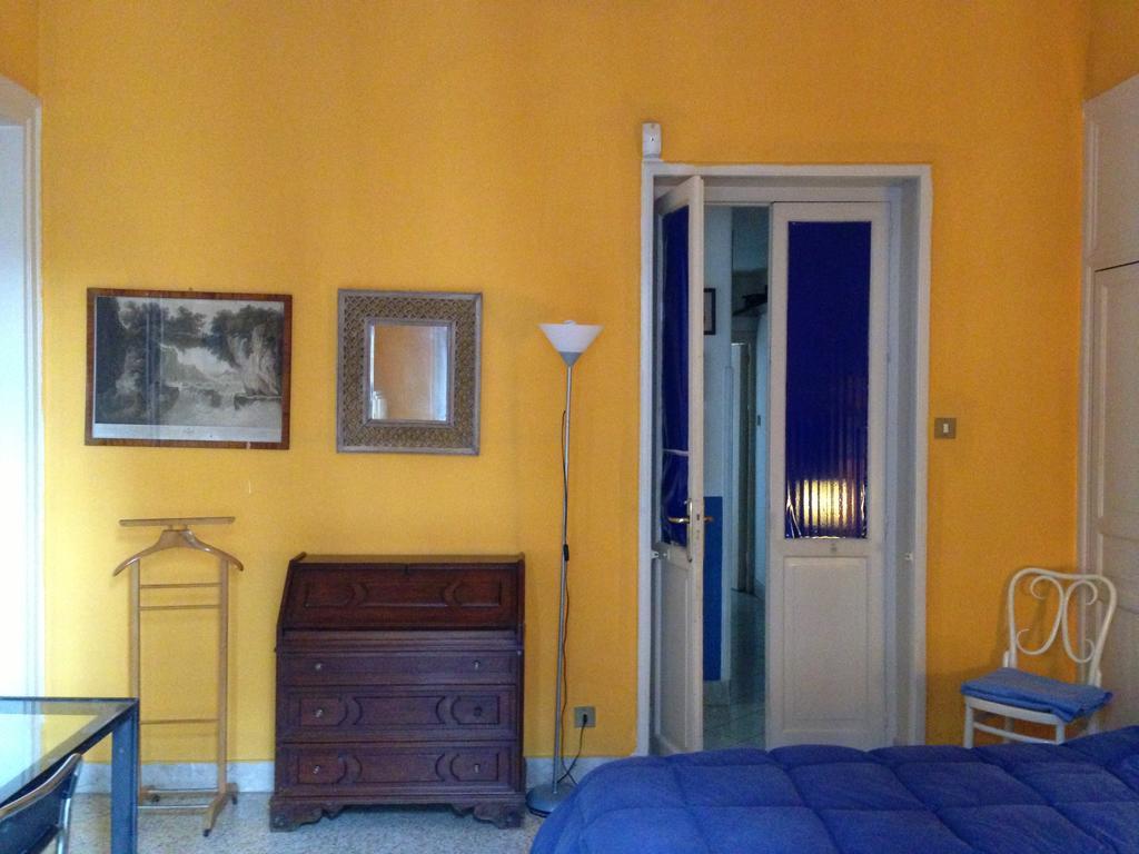 ホテル Casa Carlotta パレルモ エクステリア 写真