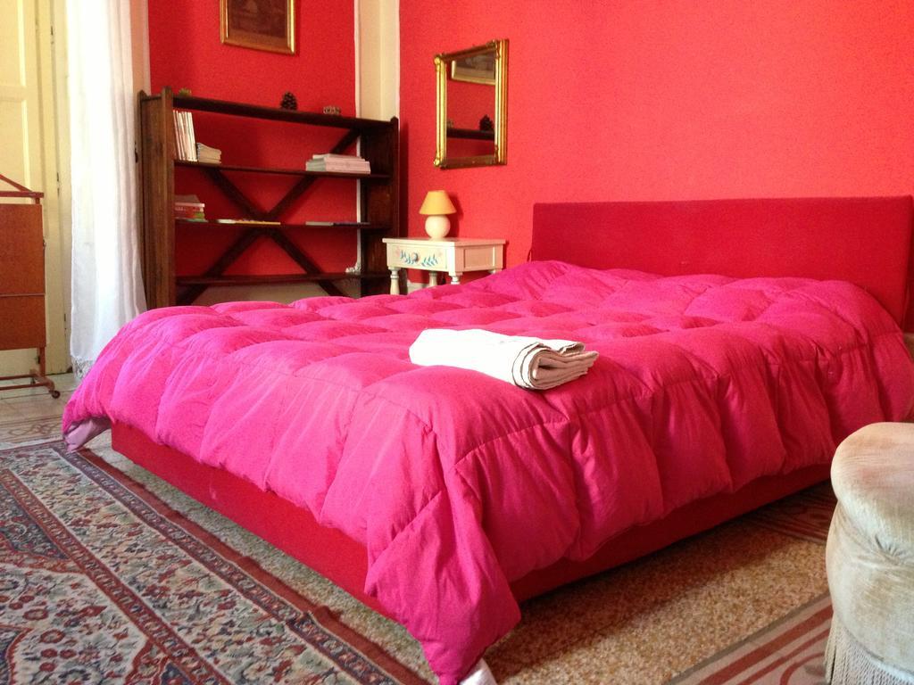 ホテル Casa Carlotta パレルモ エクステリア 写真